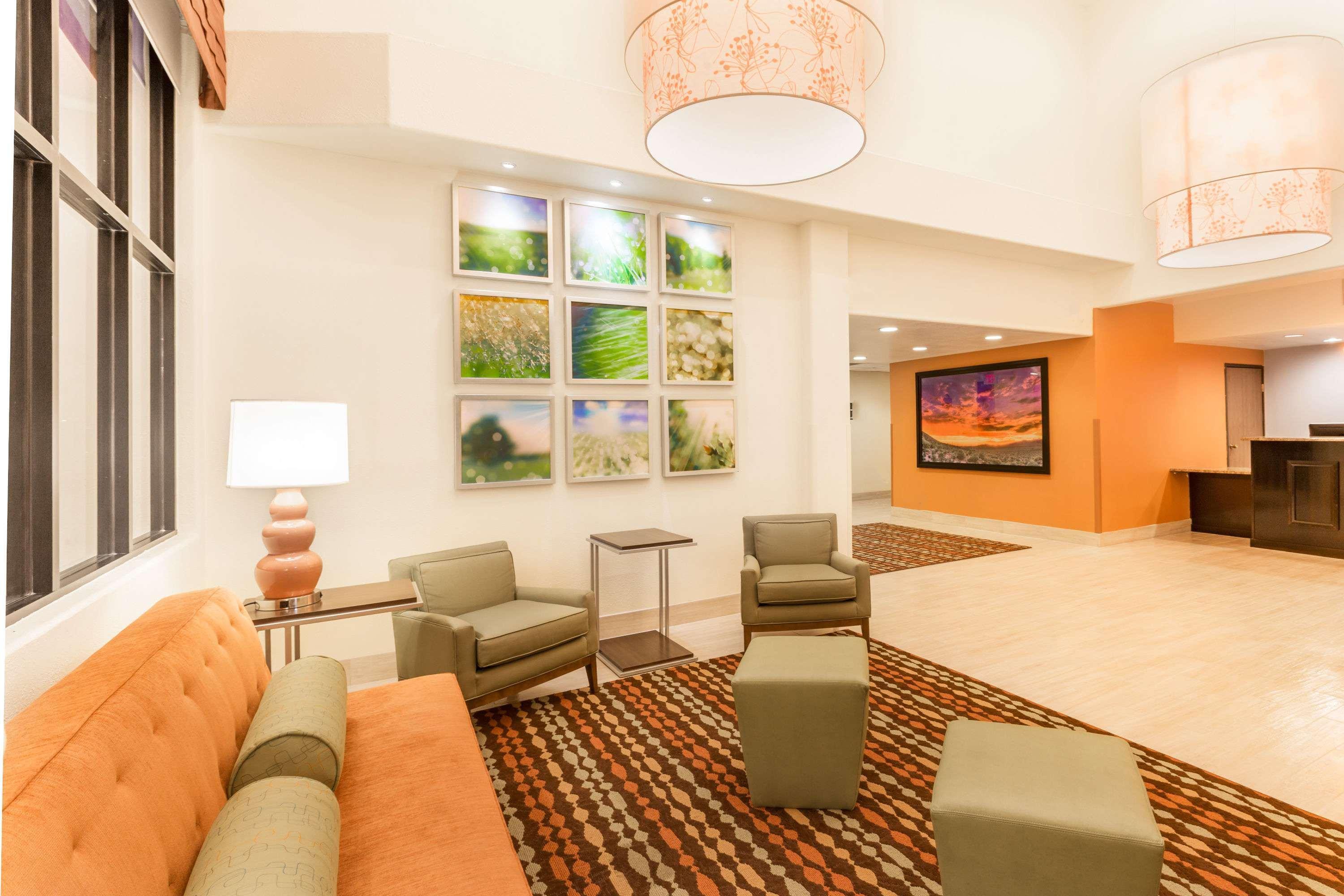 Days Inn & Suites By Wyndham Tucson/Marana Cortaro Exterior photo