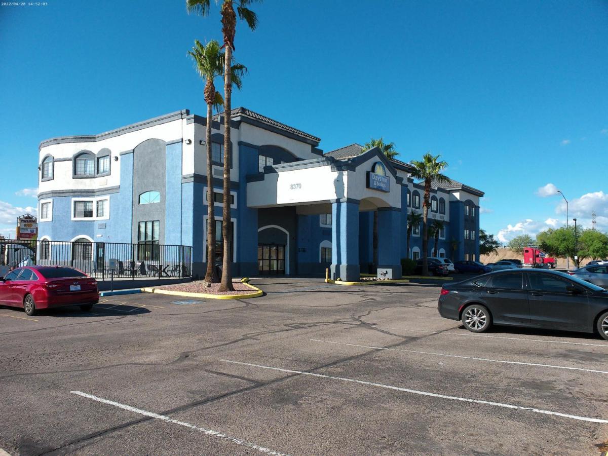 Days Inn & Suites By Wyndham Tucson/Marana Cortaro Exterior photo