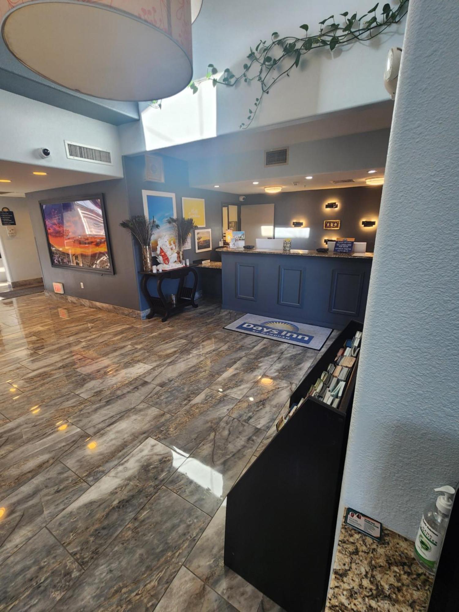 Days Inn & Suites By Wyndham Tucson/Marana Cortaro Exterior photo