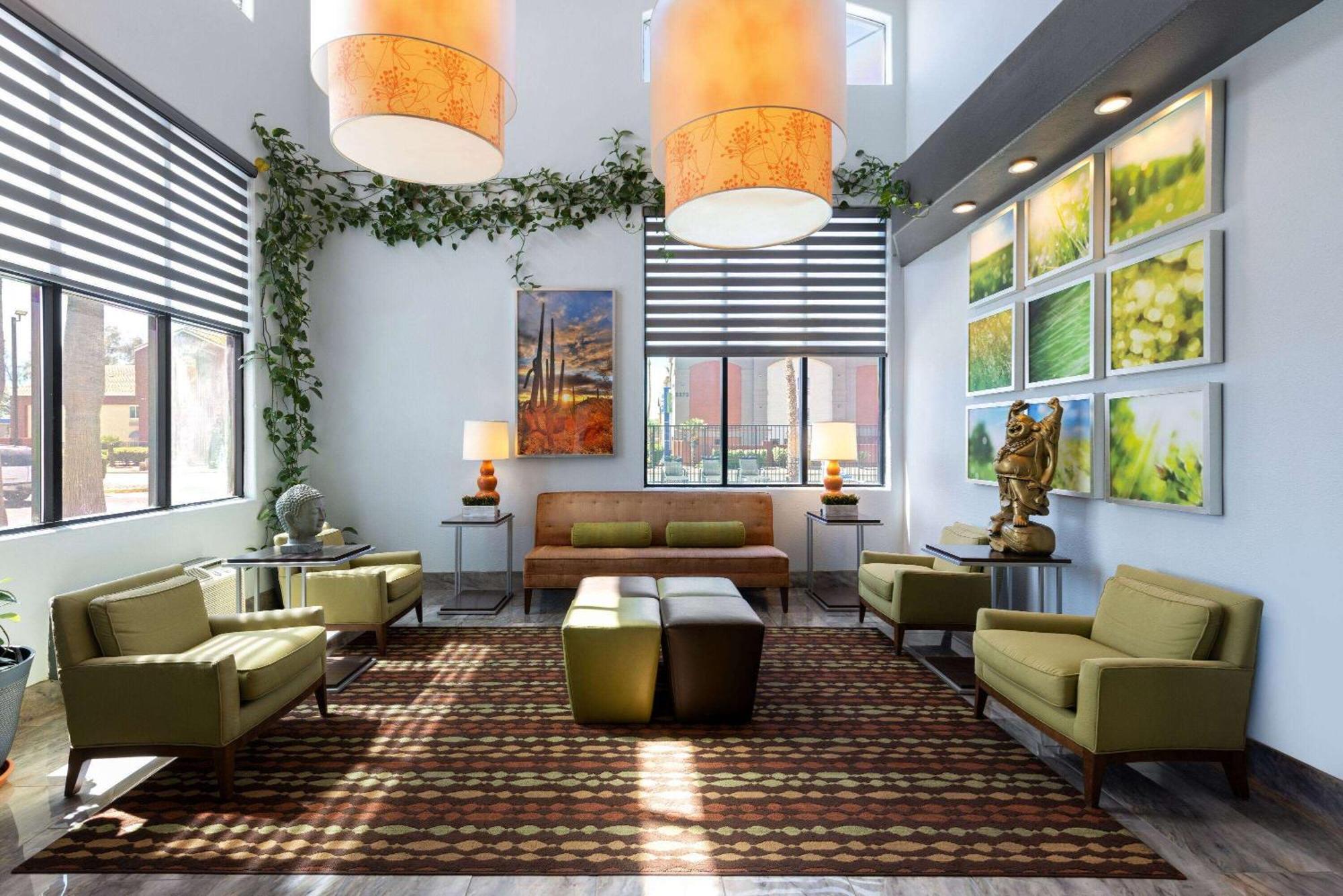 Days Inn & Suites By Wyndham Tucson/Marana Cortaro Exterior photo