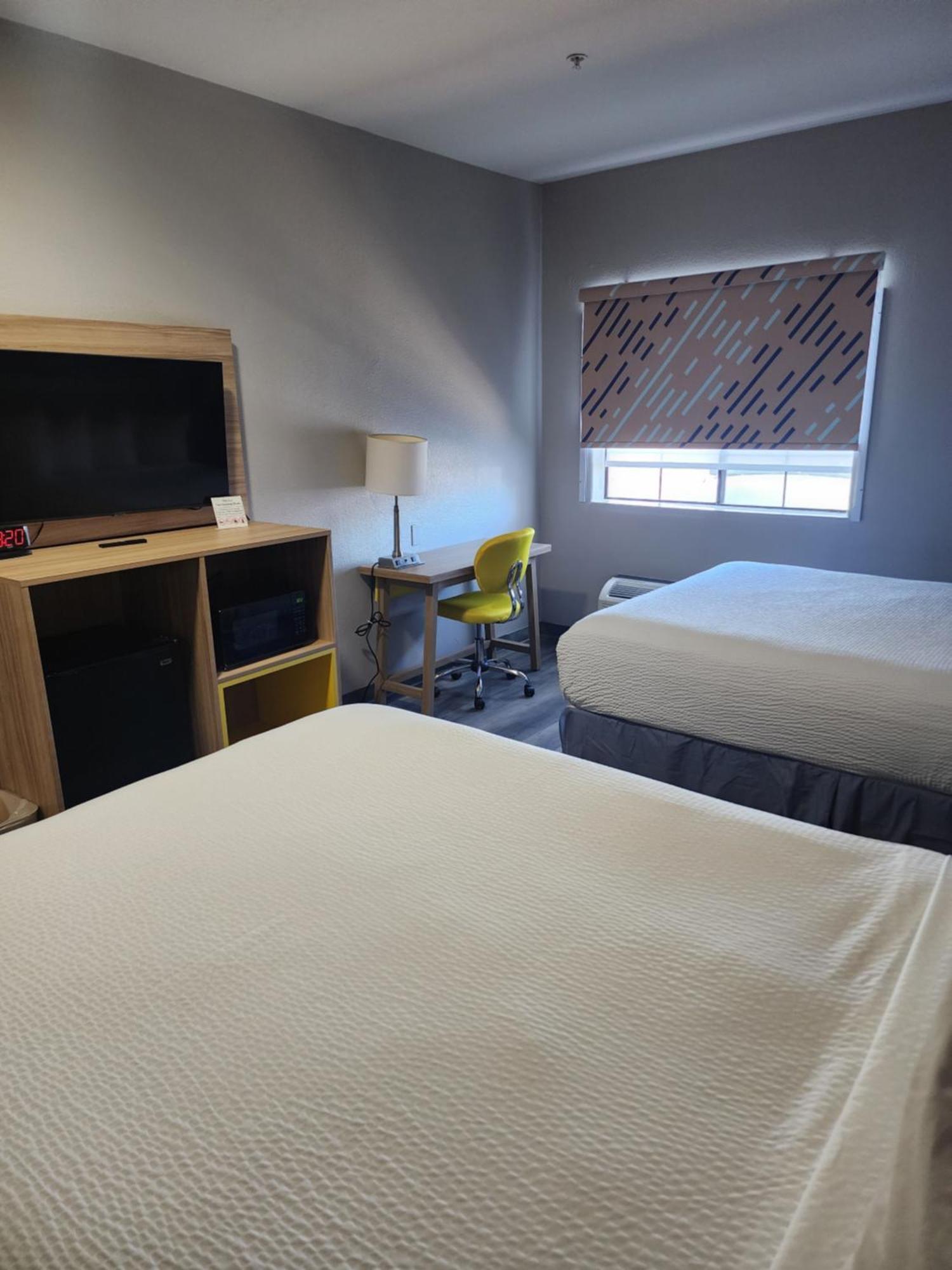 Days Inn & Suites By Wyndham Tucson/Marana Room photo