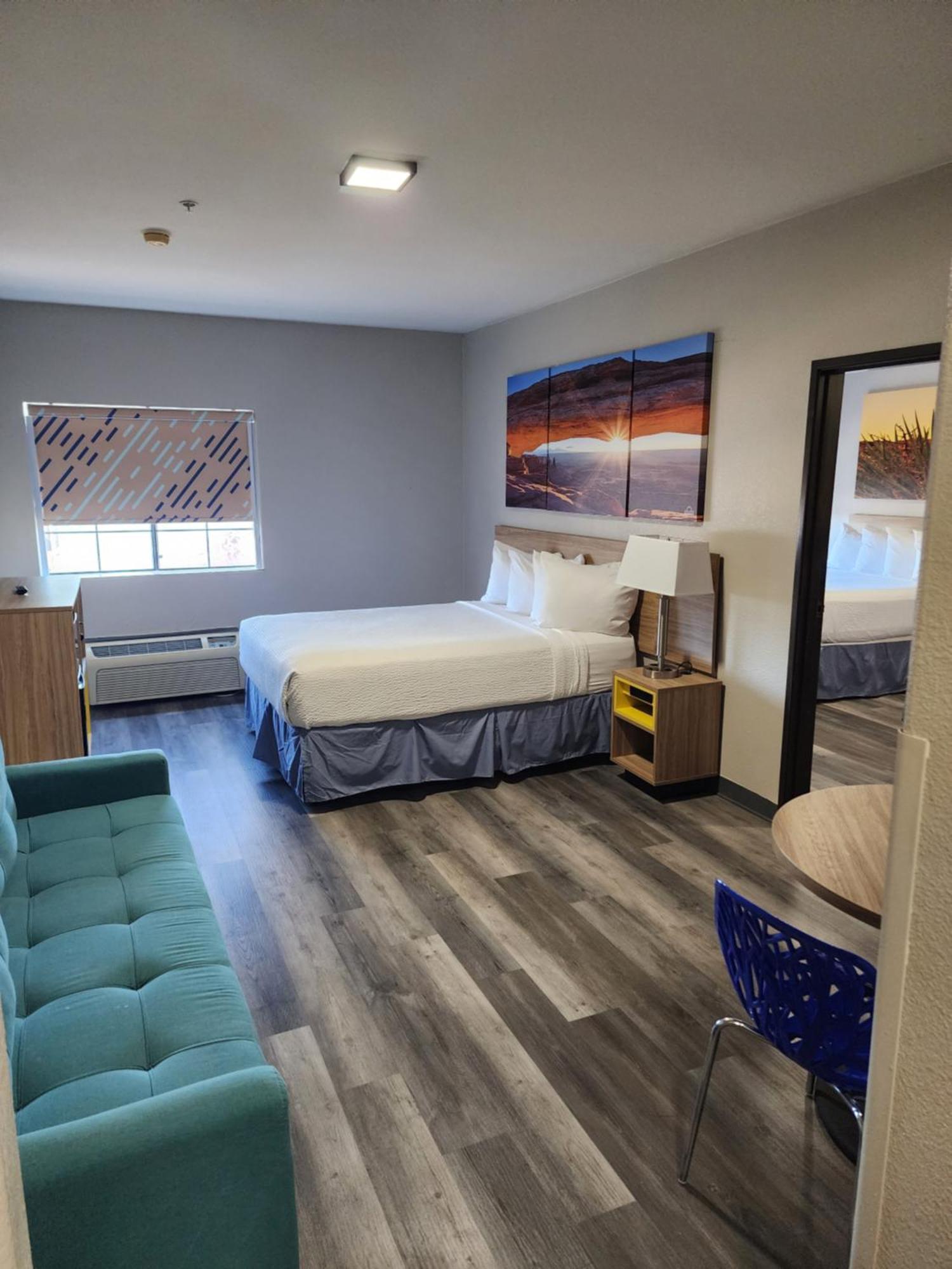 Days Inn & Suites By Wyndham Tucson/Marana Cortaro Room photo